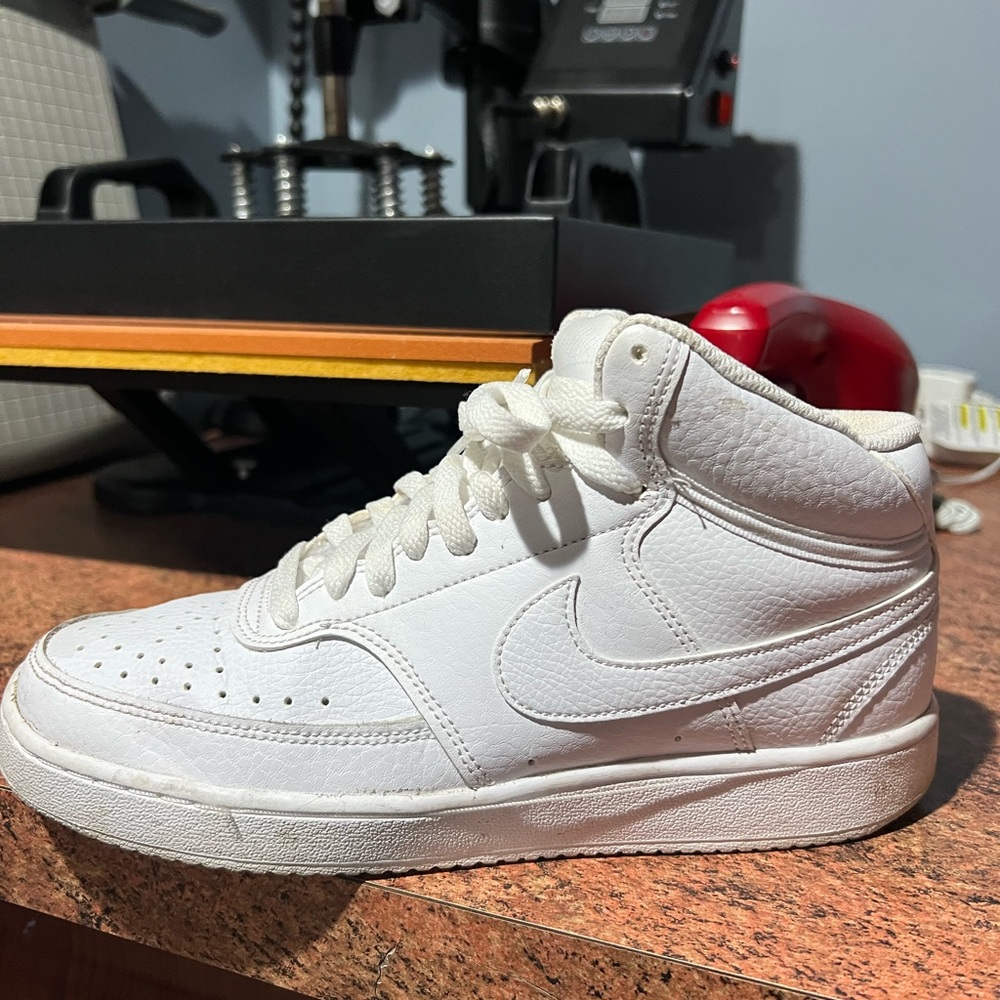 Nike shoes high top